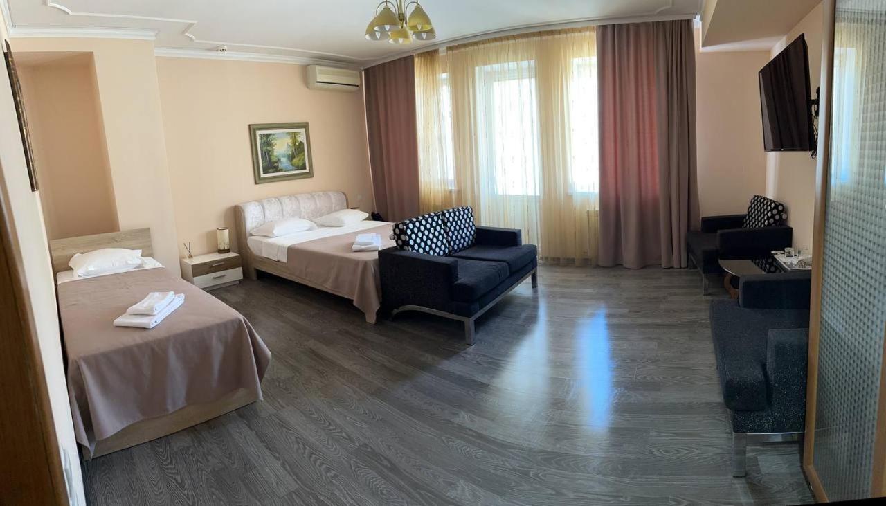 Star Rent Hotel 키시나우 외부 사진