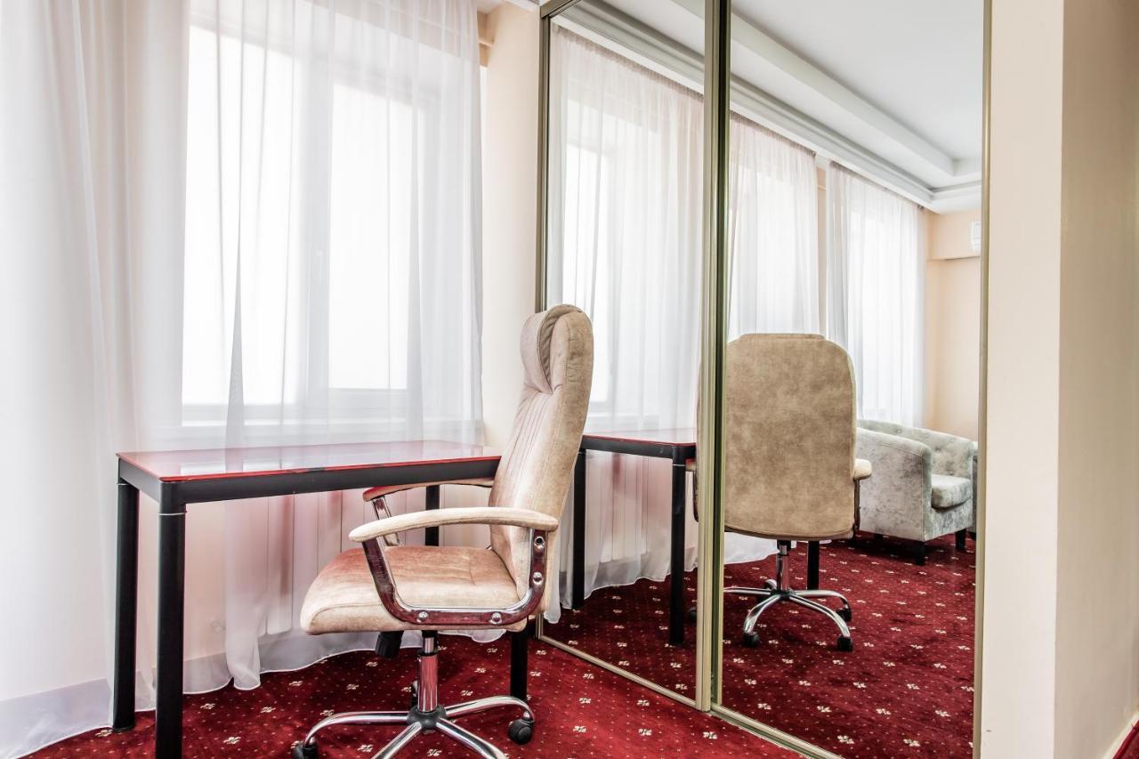 Star Rent Hotel 키시나우 외부 사진