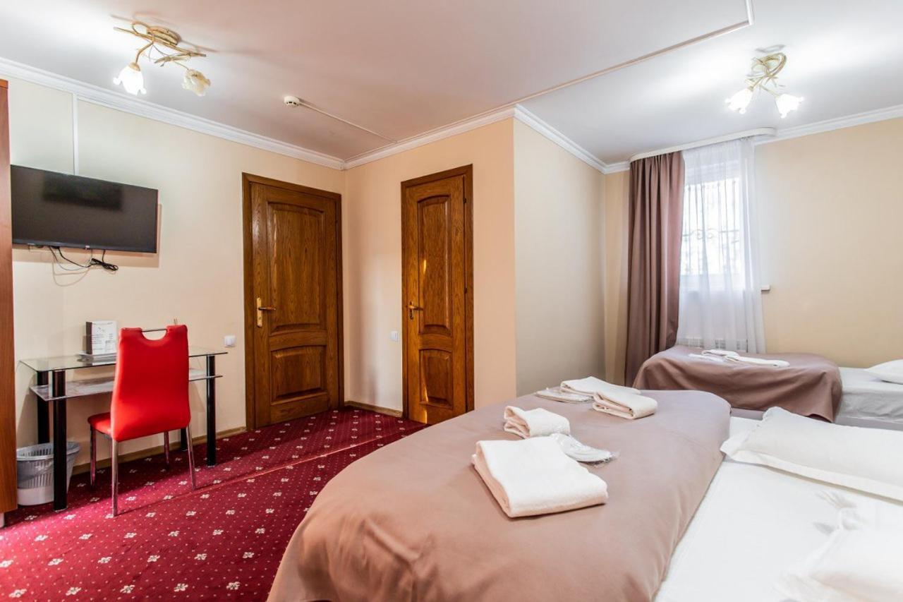 Star Rent Hotel 키시나우 외부 사진