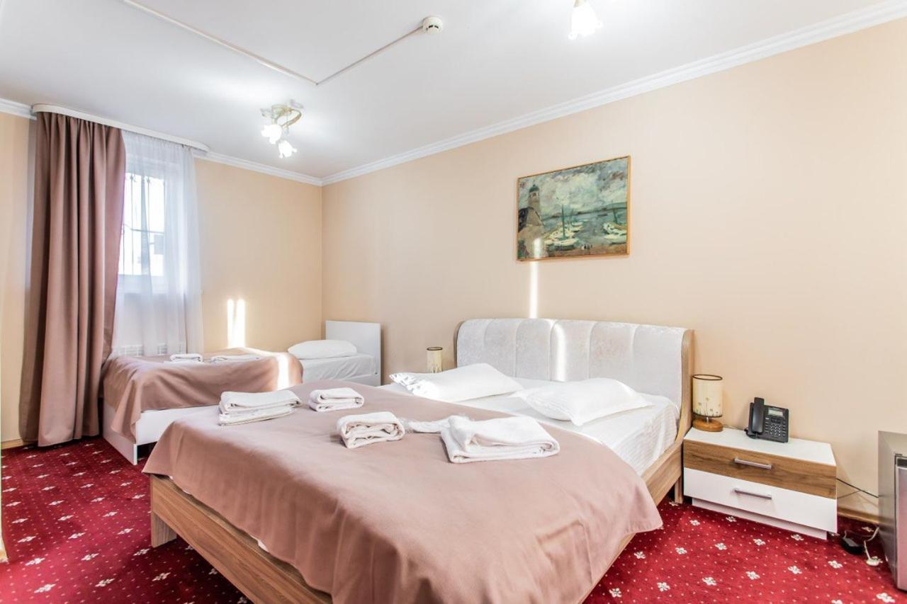 Star Rent Hotel 키시나우 외부 사진