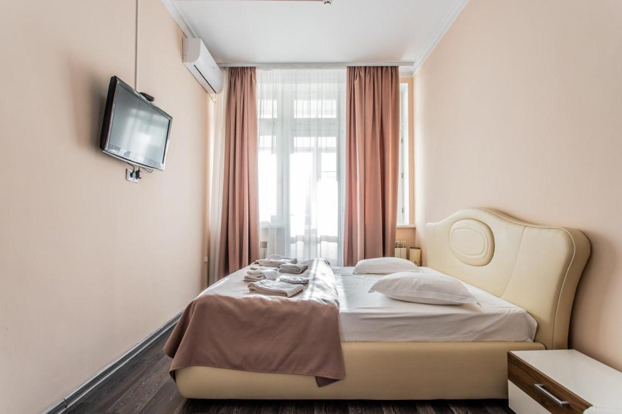 Star Rent Hotel 키시나우 외부 사진